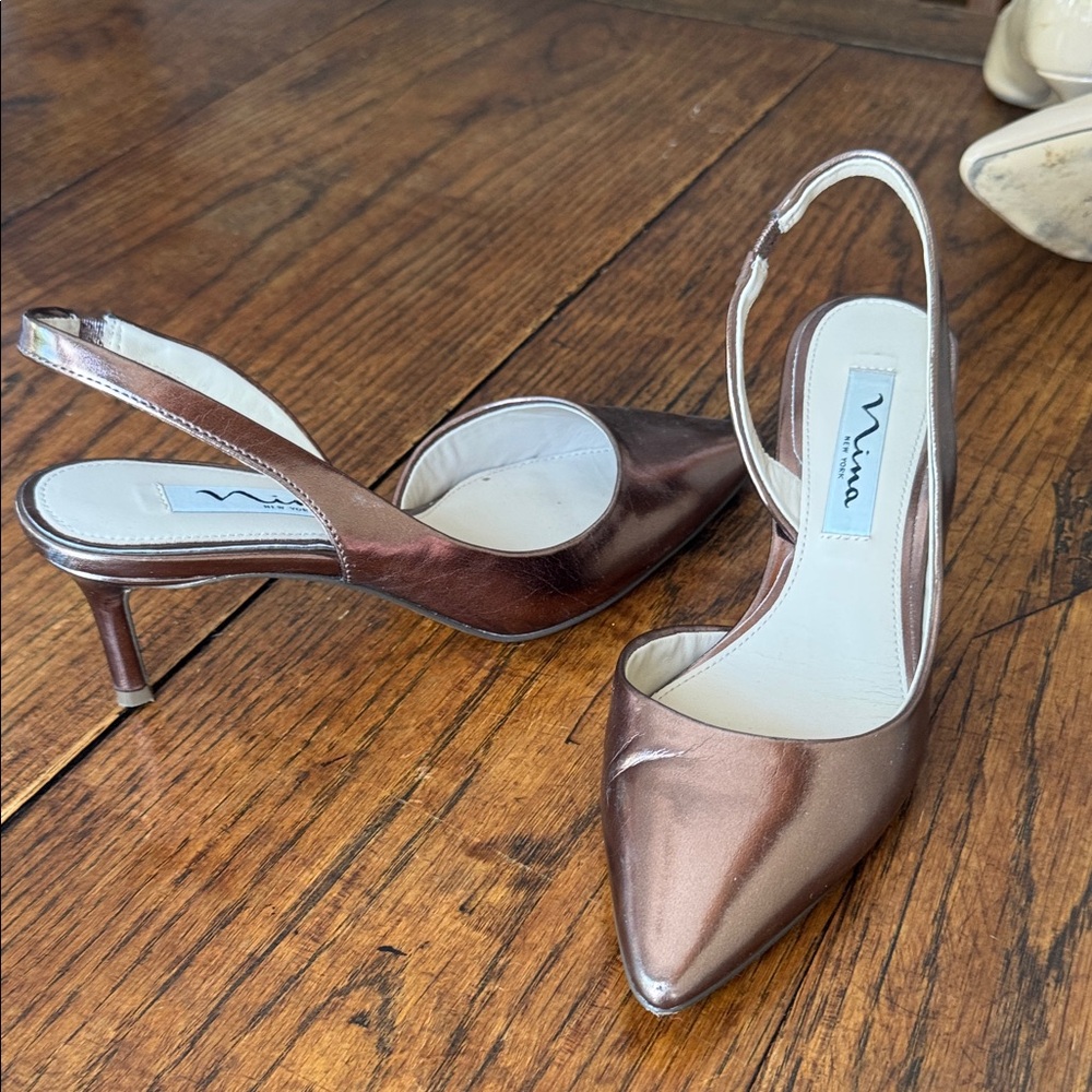 Nina Women's Bronze Slingback Heels
2” heel. Worn once